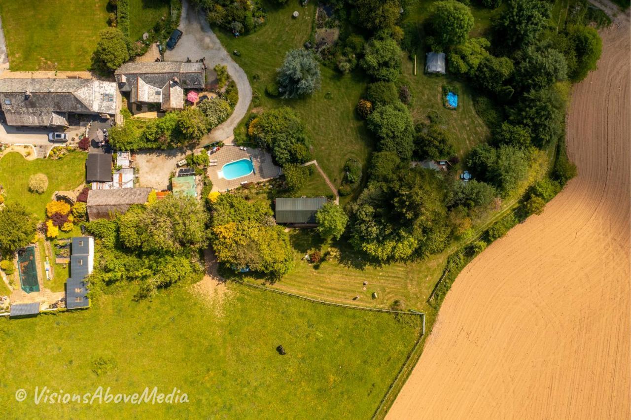 Tudor Lodge With Pool & Bbq Cabin Liskeard Kültér fotó