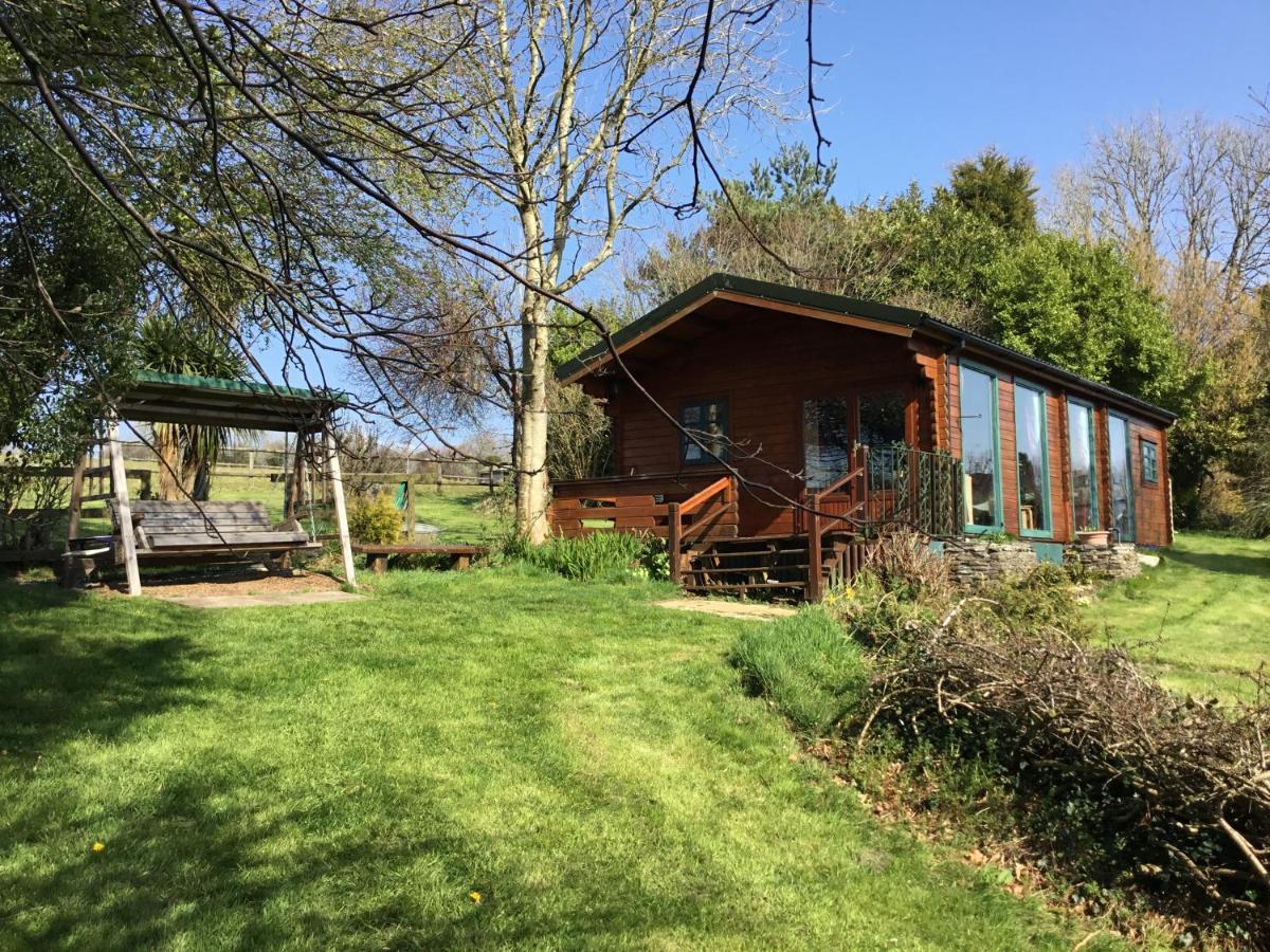 Tudor Lodge With Pool & Bbq Cabin Liskeard Kültér fotó